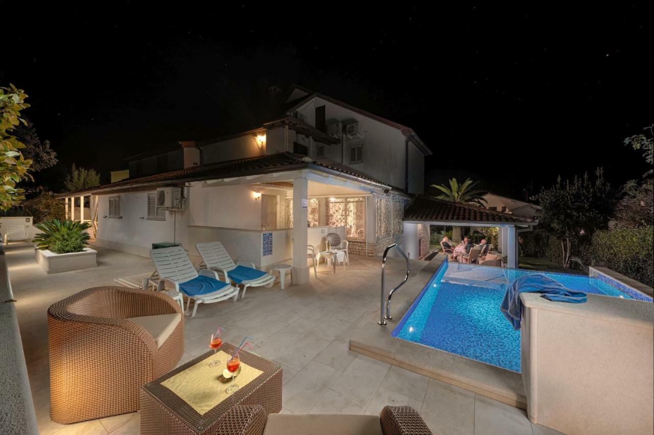 Apartments Rafaj Пула Екстериор снимка