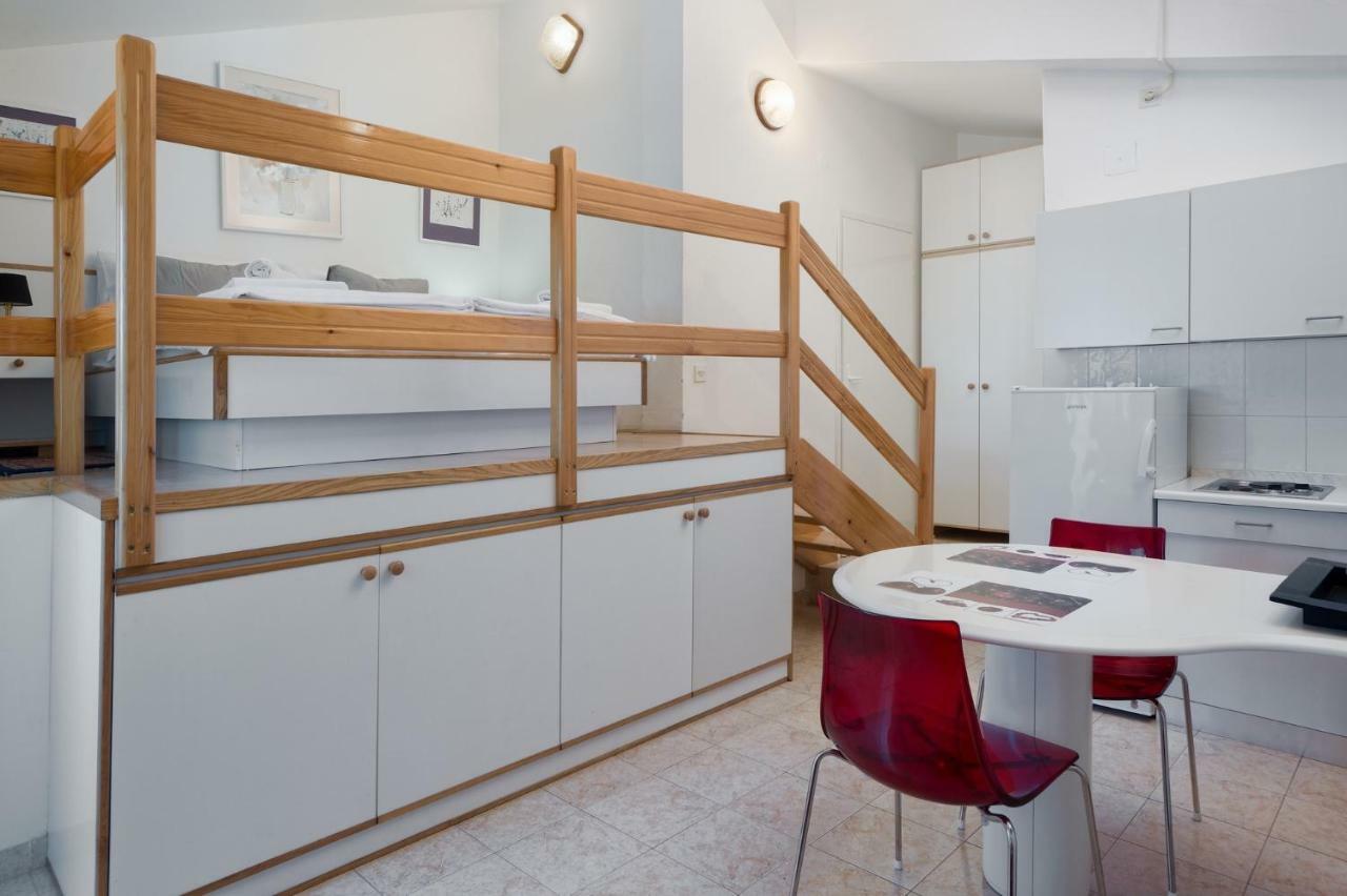 Apartments Rafaj Пула Екстериор снимка