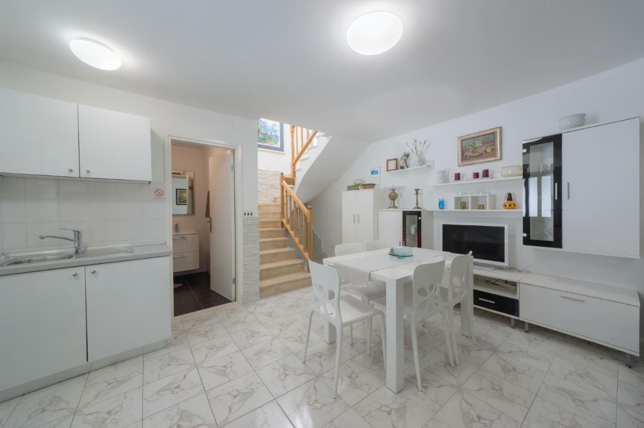 Apartments Rafaj Пула Екстериор снимка