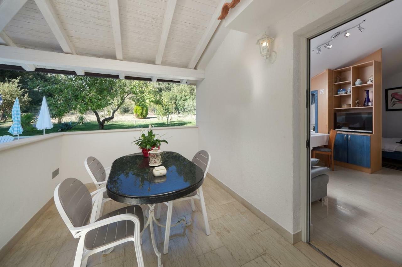 Apartments Rafaj Пула Екстериор снимка